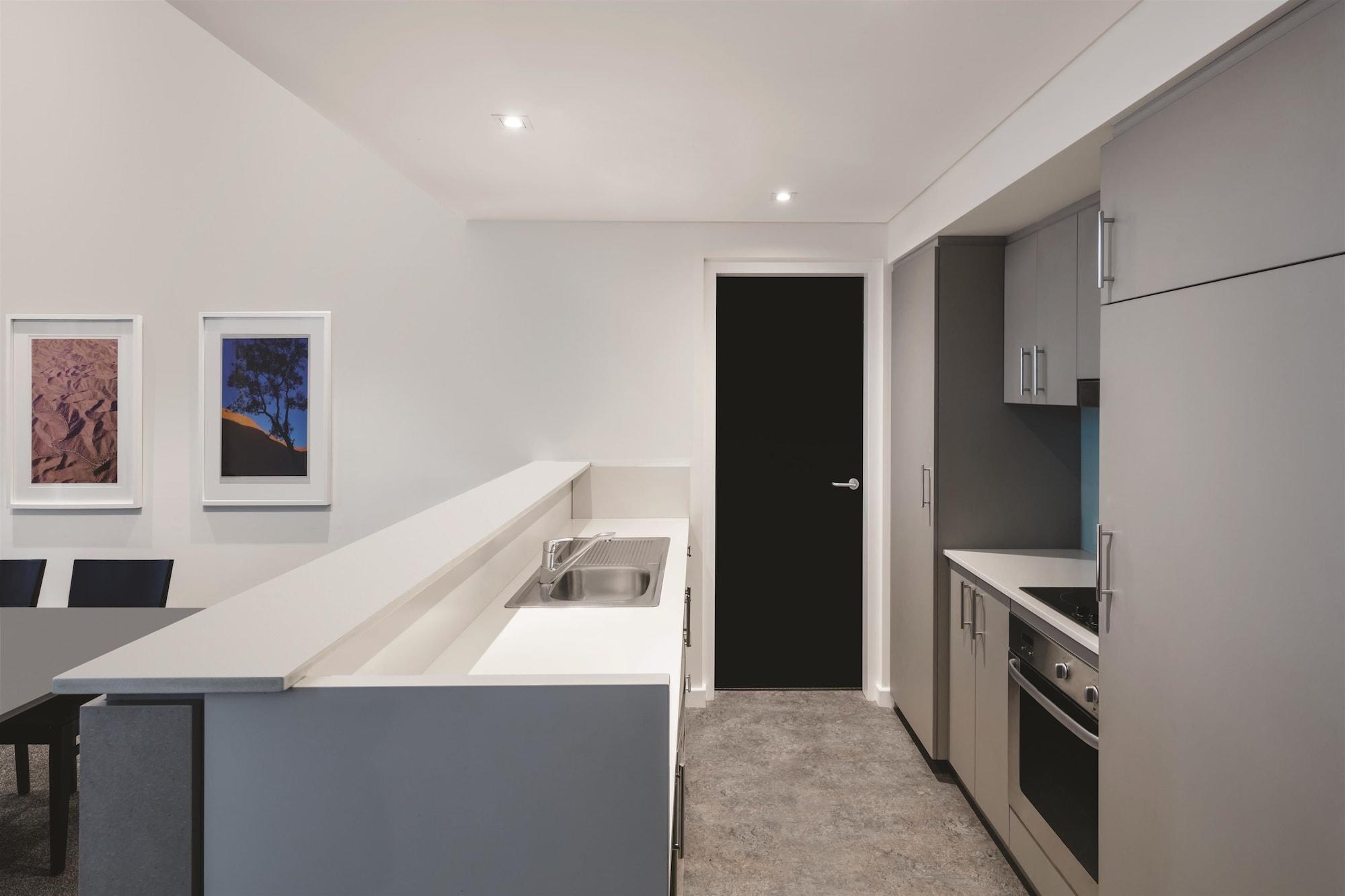 Adina Apartment Hotel Perth Bagian luar foto