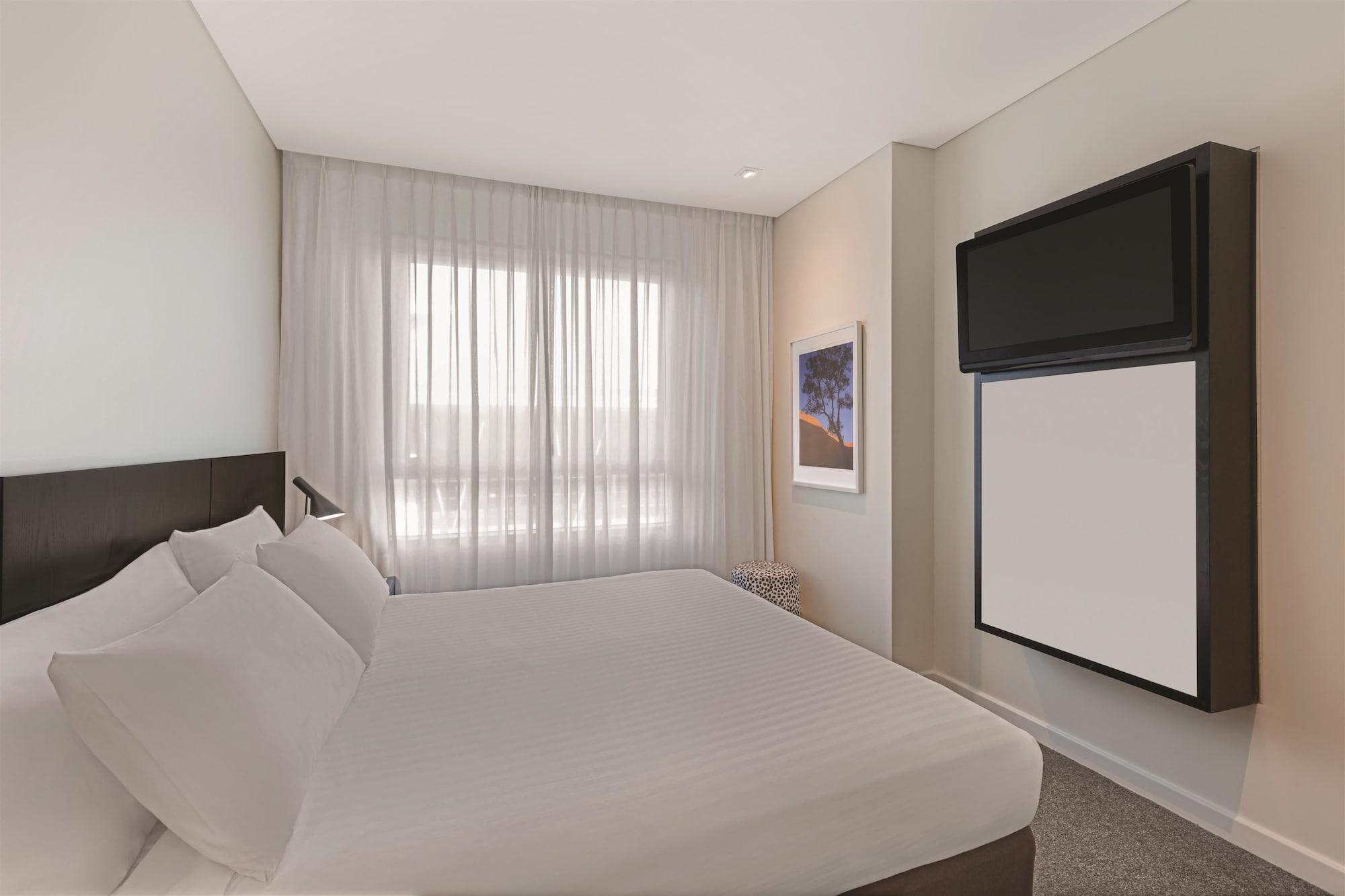 Adina Apartment Hotel Perth Bagian luar foto