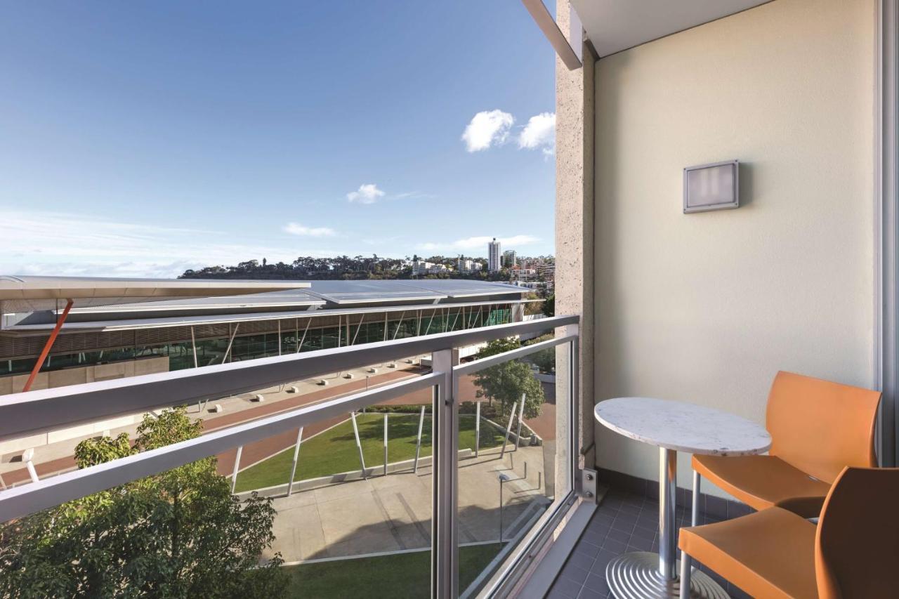 Adina Apartment Hotel Perth Bagian luar foto